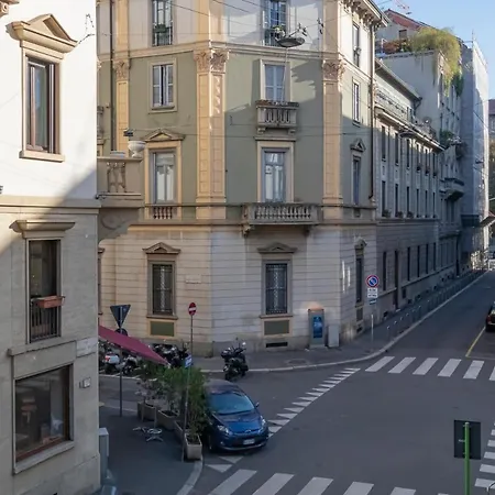 Ihost Luxury Center - Bellini 4 * Milano